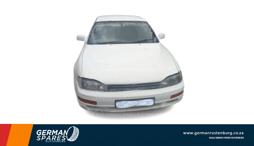 TOYOTA CAMRY 2.2 SI STRIPPING FOR SPARES